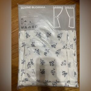 New IKEA Alvine Blomma Blue Floral Print Curtain set of 2 Panels 57" W x 118" L
